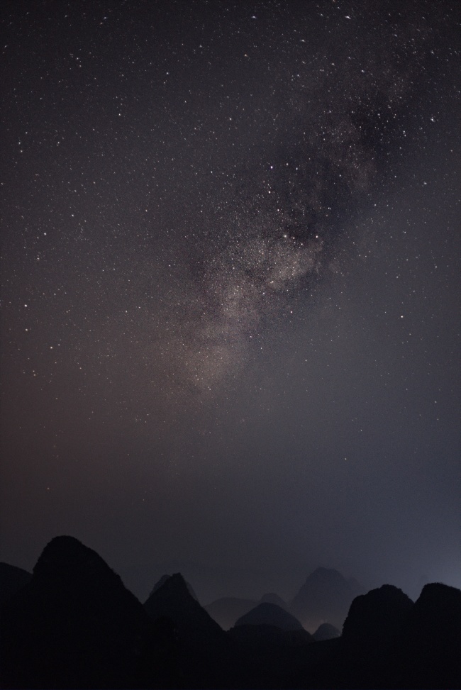 高清紫色星空图片素材