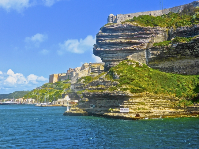 科西嘉海岸岩石风光摄影图片