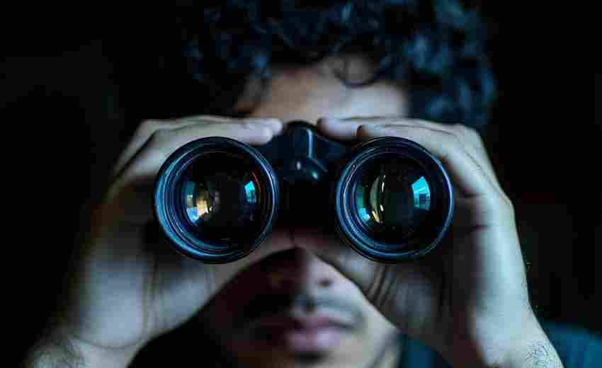 如何实施黑帽SEO的高级策略？